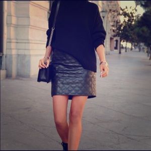 Banana Republic Quilted Leather Skirt